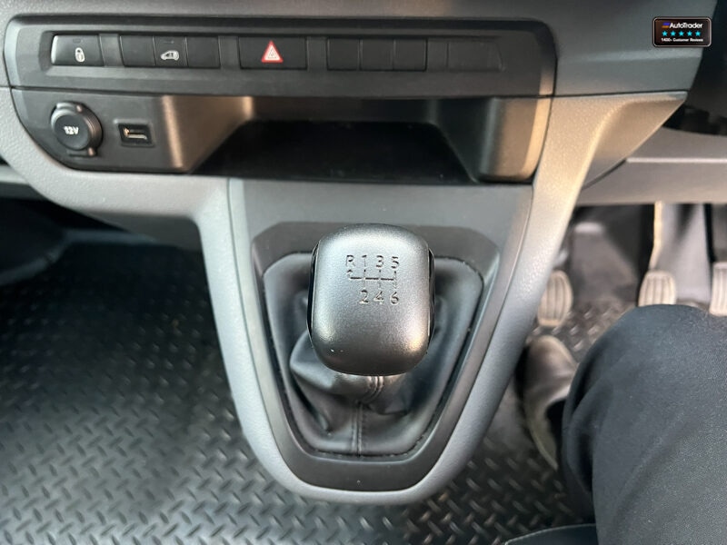 Used Vauxhall Vivaro 2021 for sale - 77041856: Photo 37