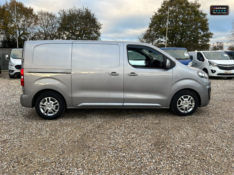Used Vauxhall Vivaro 2021 for sale - 77041856: Photo 5