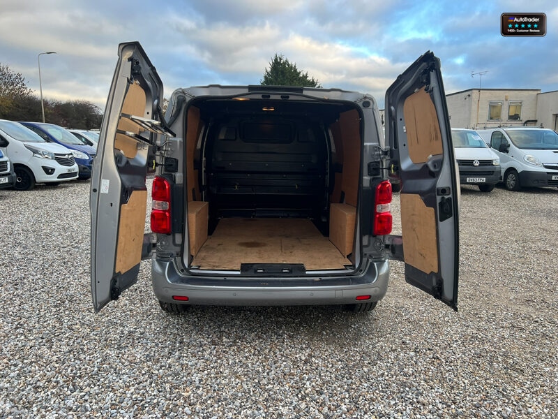 Used Vauxhall Vivaro 2021 for sale - 77041856: Photo 8