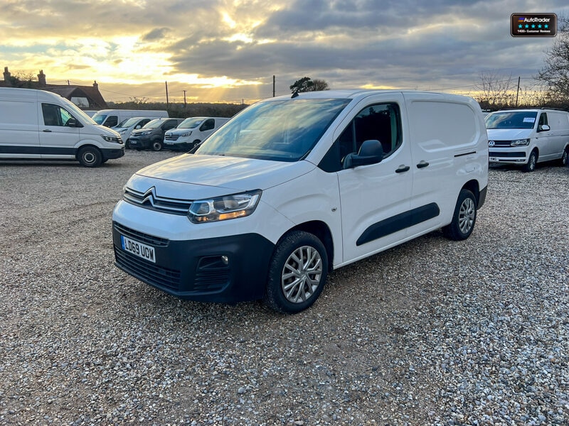 Used Citroen Berlingo 2019 for sale - 77041827: Photo 2