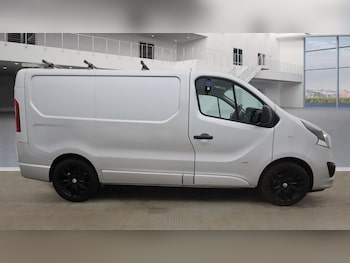 Used Vauxhall Vivaro 2017 for sale - 75594454: Photo