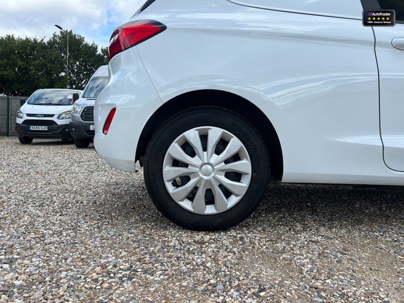 Used Ford Fiesta 2022 for sale - 77041817: Photo 18