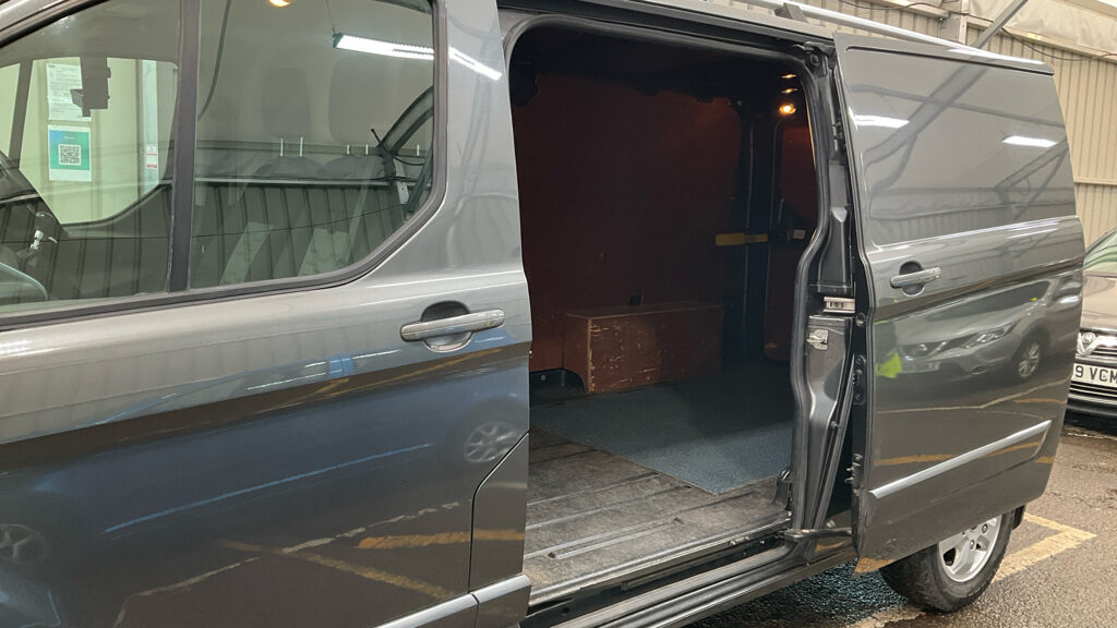 Used Ford Transit Custom 2018 for sale - 78070134: Photo 8