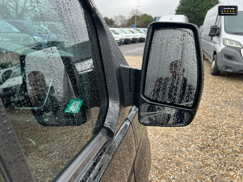 Used Ford Transit Custom 2018 for sale - 77042120: Photo 17