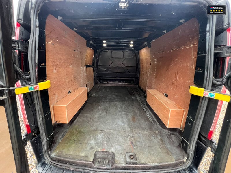 Used Ford Transit Custom 2018 for sale - 77042120: Photo 9