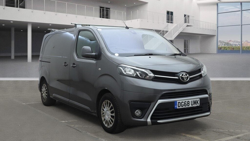 Used Toyota ProAce 2018 for sale - 77042140: Photo 2