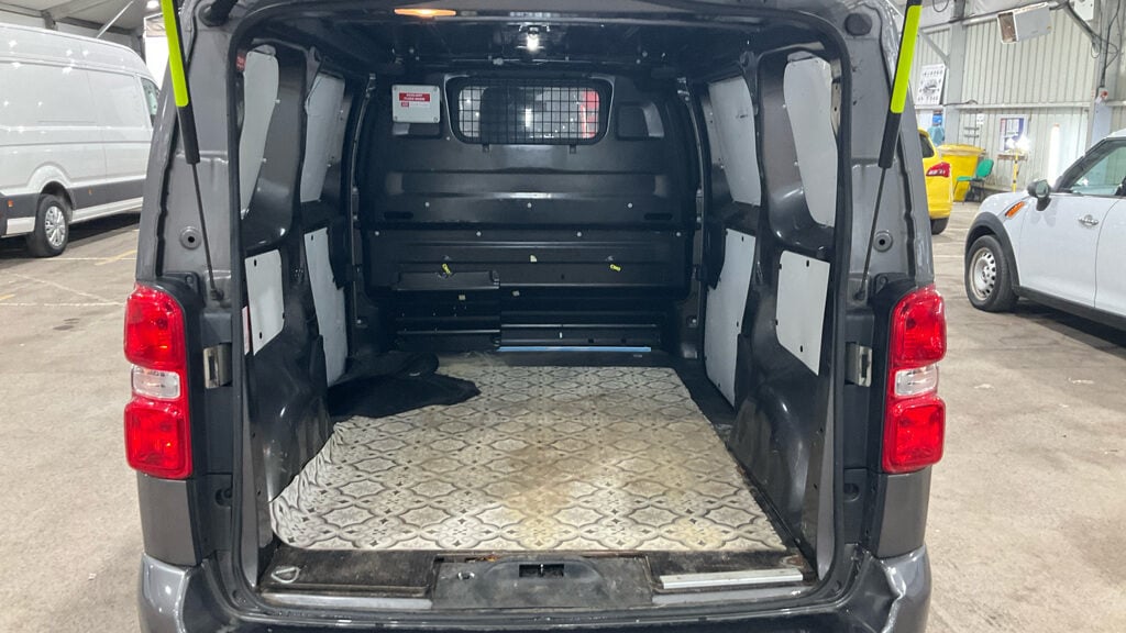 Used Toyota ProAce 2018 for sale - 77042140: Photo 5