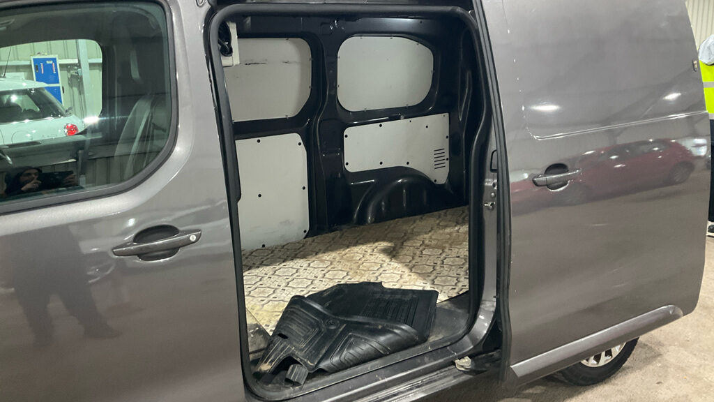 Used Toyota ProAce 2018 for sale - 77042140: Photo 8