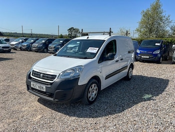 Used Peugeot Partner 2017 for sale - 78070086: Photo