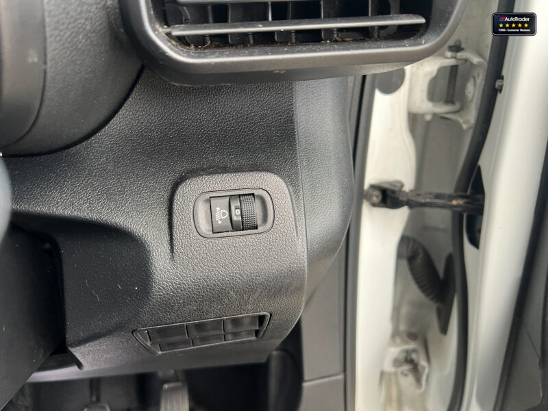 Used Citroen Berlingo 2020 for sale - 77041963: Photo 28