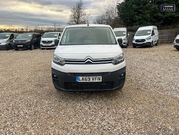 Used Citroen Berlingo 2020 for sale - 77041963: Photo