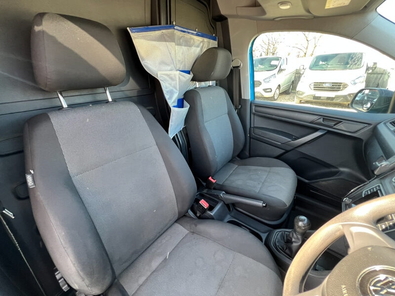 Used Volkswagen Caddy Maxi 2016 for sale - 77608017: Photo 29