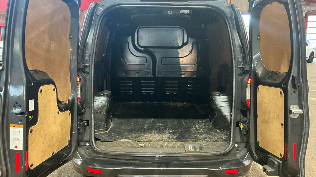 Used Ford Transit Courier 2018 for sale - 77774576: Photo 5