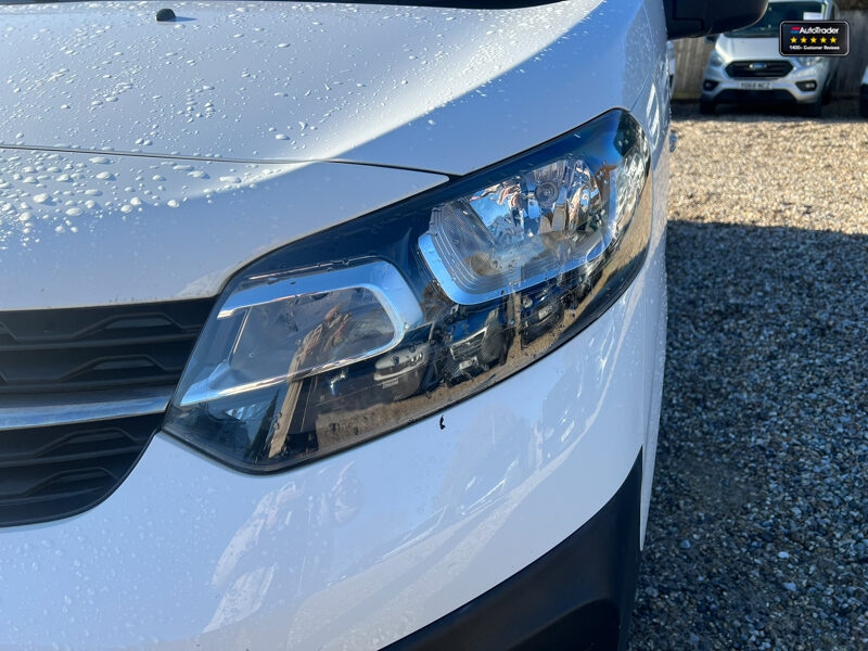 Used Vauxhall Vivaro 2021 for sale - 77041942: Photo 20