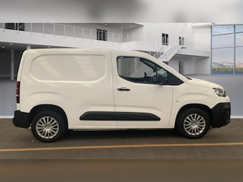 Used Citroen Berlingo 2020 for sale - 75523796: Photo