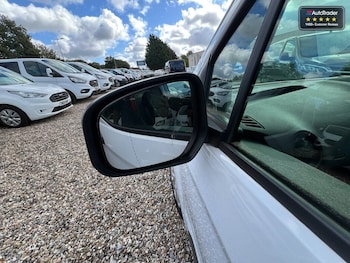 Used Ford Transit Courier 2018 for sale - 75912749: Photo