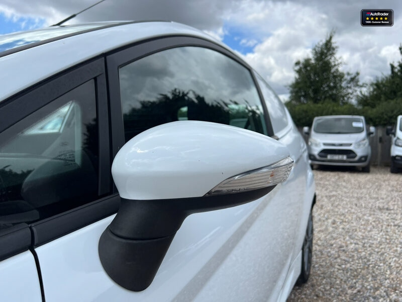 Used Ford Fiesta 2016 for sale - 77041658: Photo 11