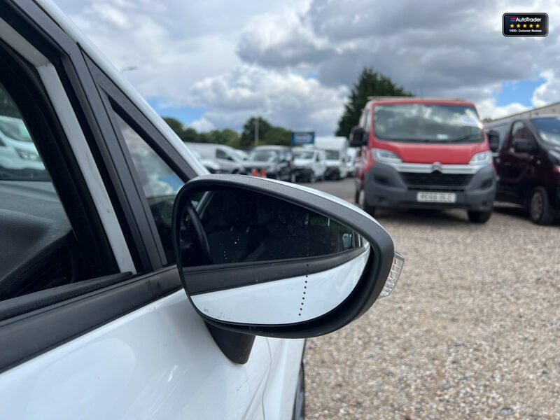 Used Ford Fiesta 2016 for sale - 77041658: Photo 12