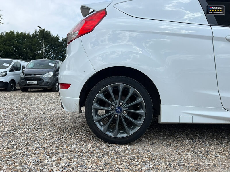 Used Ford Fiesta 2016 for sale - 77041658: Photo 18