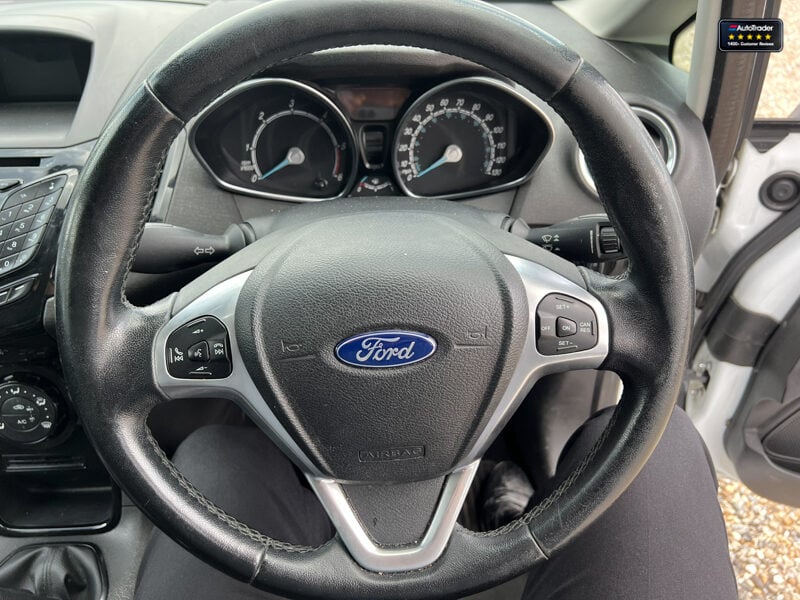 Used Ford Fiesta 2016 for sale - 77041658: Photo 27