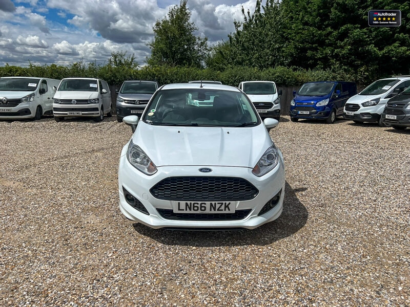 Used Ford Fiesta 2016 for sale - 77041658: Photo 3