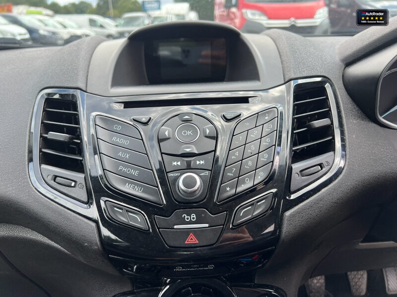 Used Ford Fiesta 2016 for sale - 77041658: Photo 34