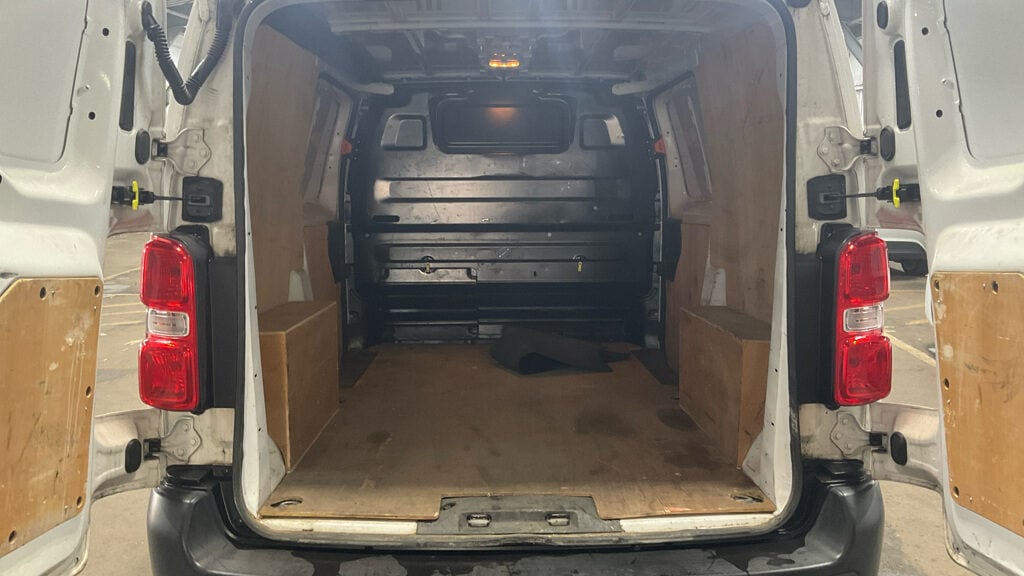 Used Peugeot Expert 2022 for sale - 78040365: Photo 5