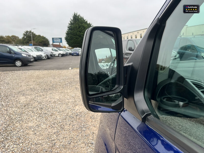 Used Ford Transit Custom 2017 for sale - 77041937: Photo 12