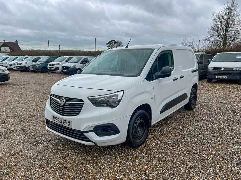 Used Vauxhall Combo 2019 for sale - 77450981: Photo 2