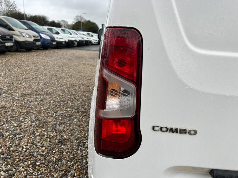 Used Vauxhall Combo 2019 for sale - 77450981: Photo 24