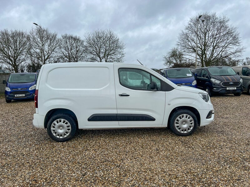 Used Vauxhall Combo 2019 for sale - 77450981: Photo 5