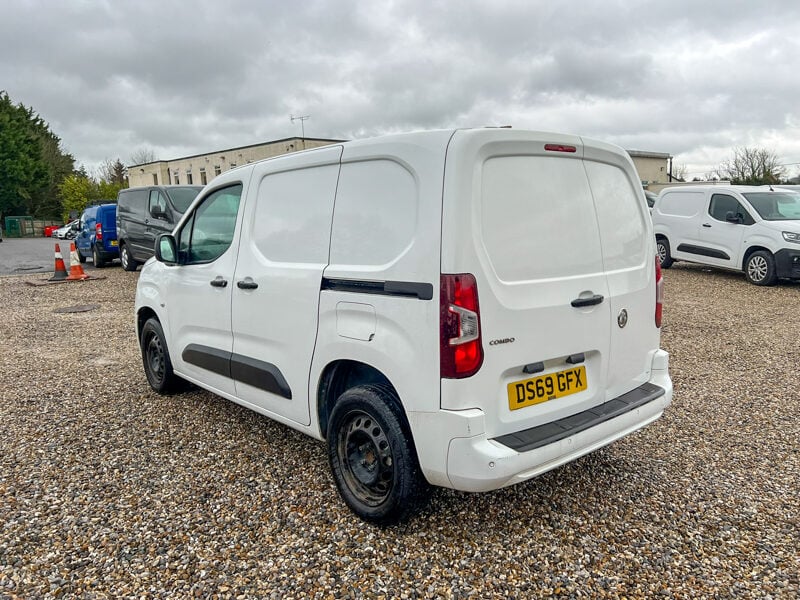 Used Vauxhall Combo 2019 for sale - 77450981: Photo 8