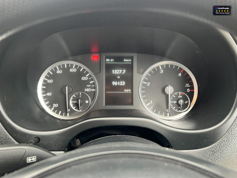 Used Mercedes-Benz Vito 2018 for sale - 77041996: Photo 25