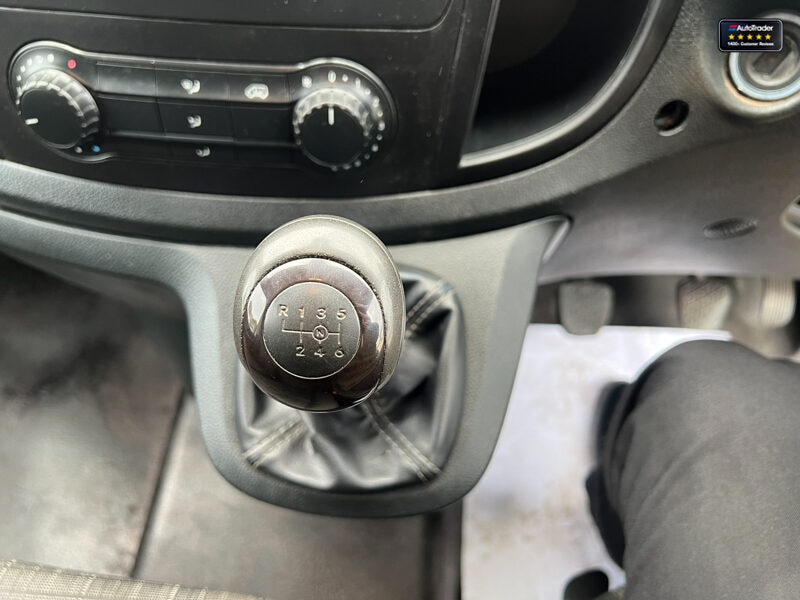 Used Mercedes-Benz Vito 2018 for sale - 77041996: Photo 32