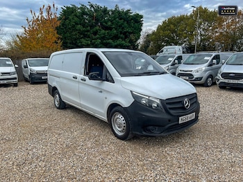 Used Mercedes-Benz Vito 2018 for sale - 77041996: Photo