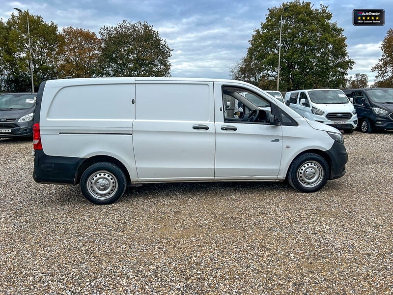 Used Mercedes-Benz Vito 2018 for sale - 77041996: Photo 5