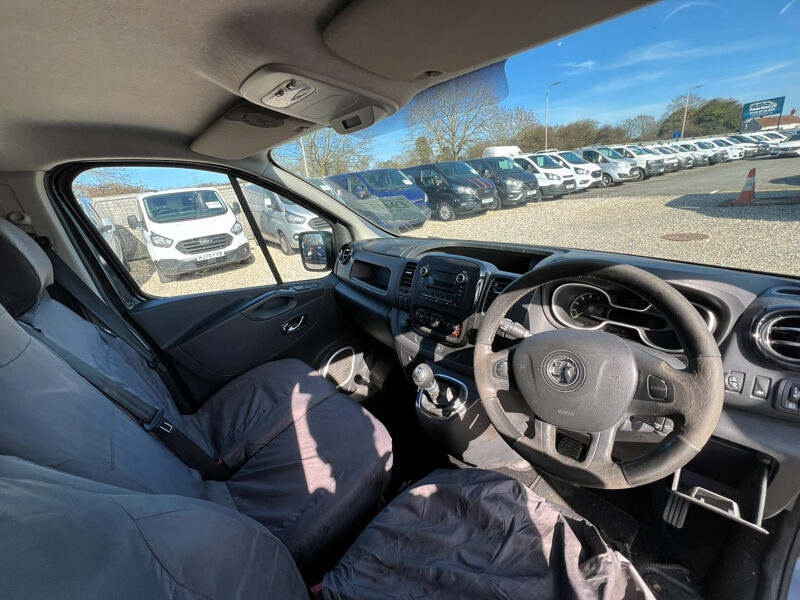 Used Vauxhall Vivaro 2016 for sale - 77687453: Photo 26