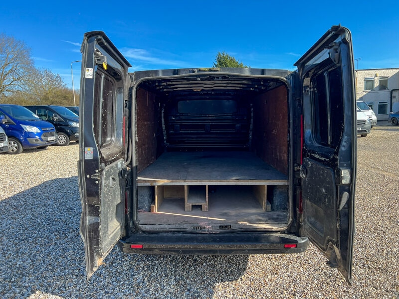 Used Vauxhall Vivaro 2016 for sale - 77687453: Photo 9