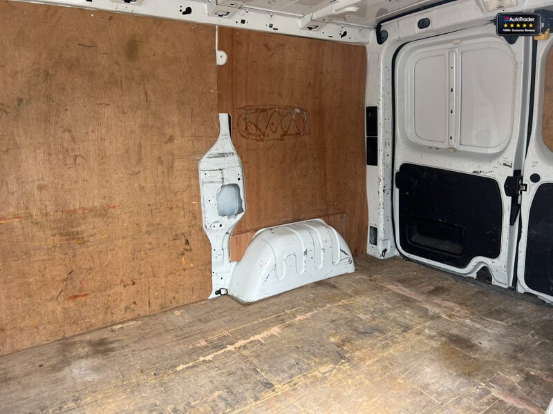 Used Vauxhall Vivaro 2018 for sale - 77041646: Photo 11