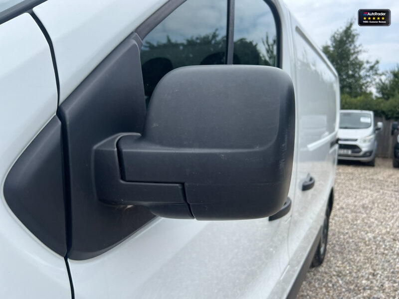 Used Vauxhall Vivaro 2018 for sale - 77041646: Photo 13