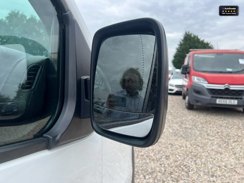 Used Vauxhall Vivaro 2018 for sale - 77041646: Photo 14