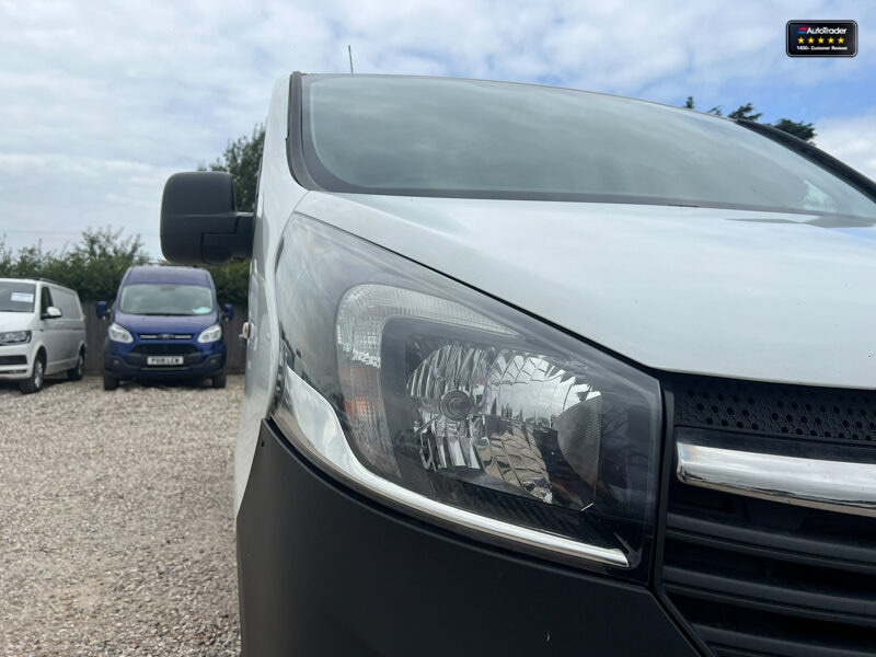 Used Vauxhall Vivaro 2018 for sale - 77041646: Photo 16