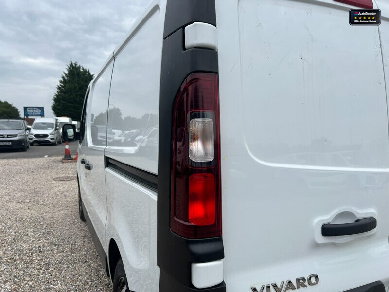 Used Vauxhall Vivaro 2018 for sale - 77041646: Photo 18