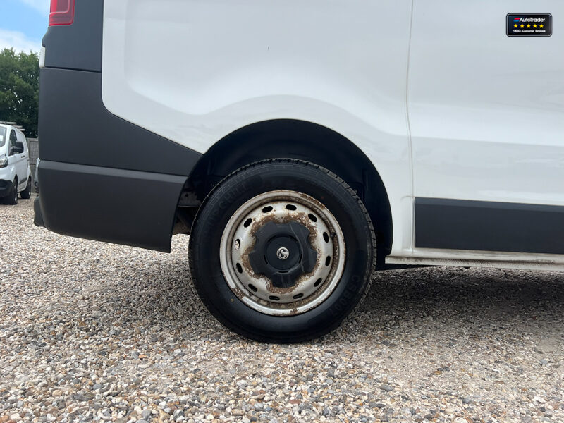 Used Vauxhall Vivaro 2018 for sale - 77041646: Photo 20