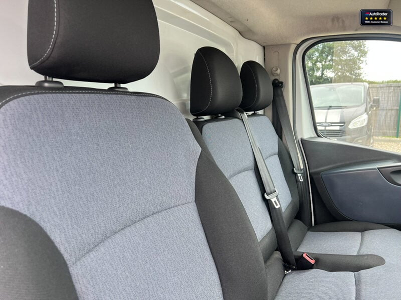 Used Vauxhall Vivaro 2018 for sale - 77041646: Photo 24
