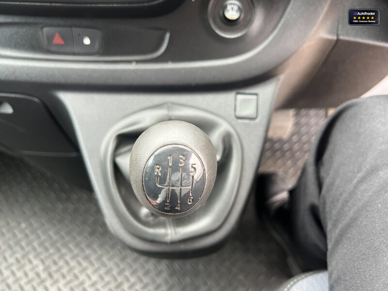 Used Vauxhall Vivaro 2018 for sale - 77041646: Photo 38