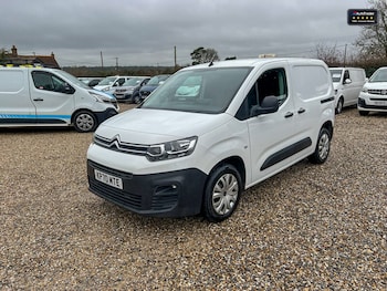 Used Citroen Berlingo 2020 for sale - 77042099: Photo