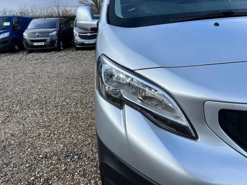 Used Peugeot Expert 2020 for sale - 77296697: Photo 24