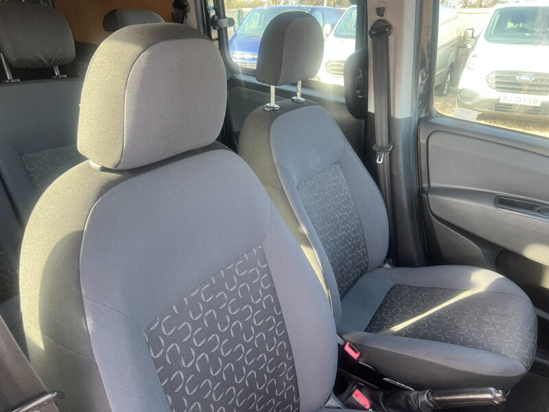 Used Fiat Doblo 2017 for sale - 77608011: Photo 25