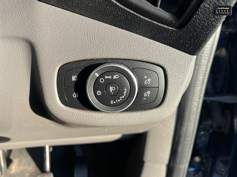 Used Ford Transit Connect 2018 for sale - 77042093: Photo 30